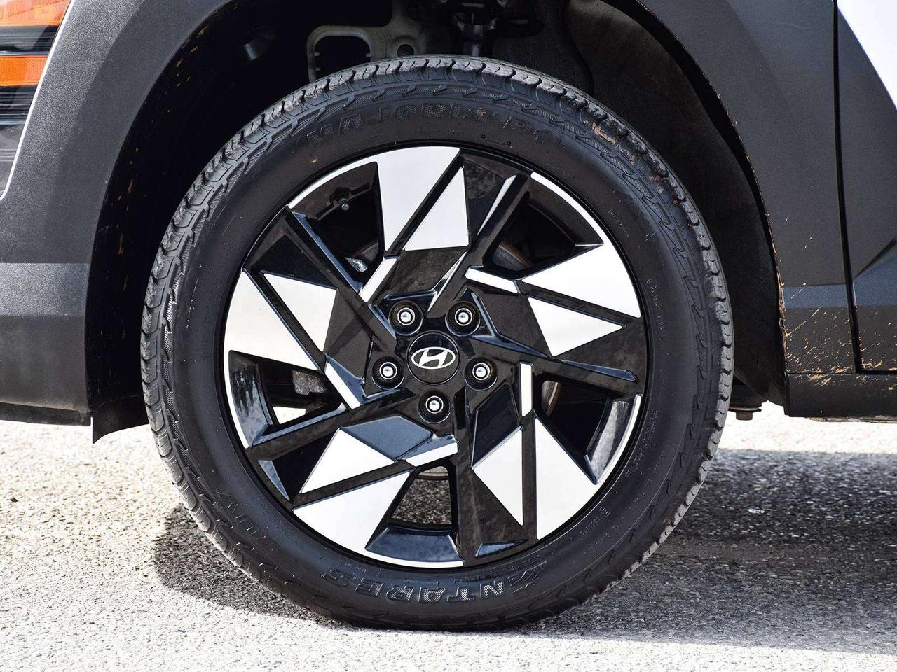 2024 Hyundai KONA Preferred AWD ~Heated Seats ~Blind Spot ~Carplay Photo
