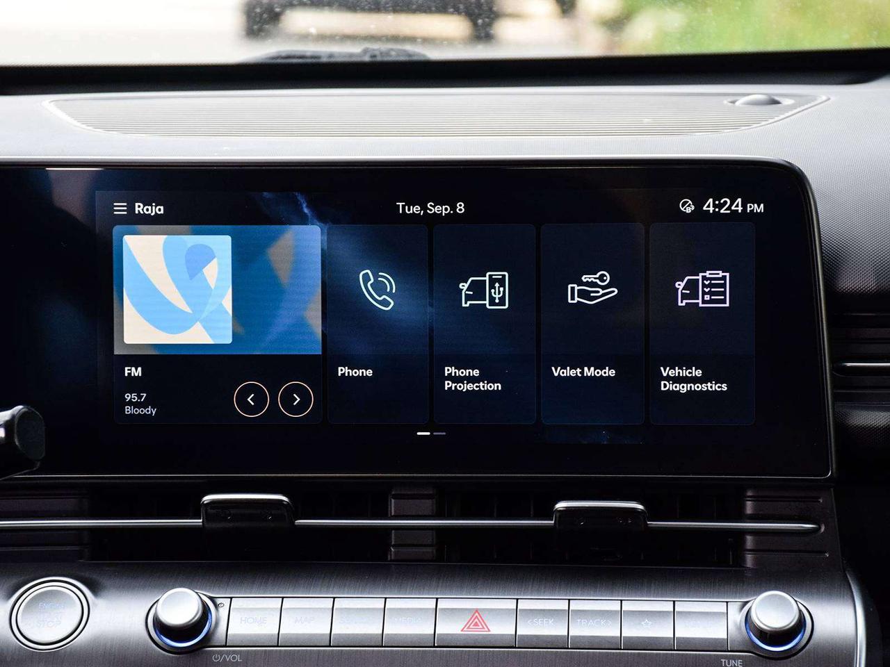 2024 Hyundai KONA Preferred AWD ~Heated Seats ~Blind Spot ~Carplay Photo