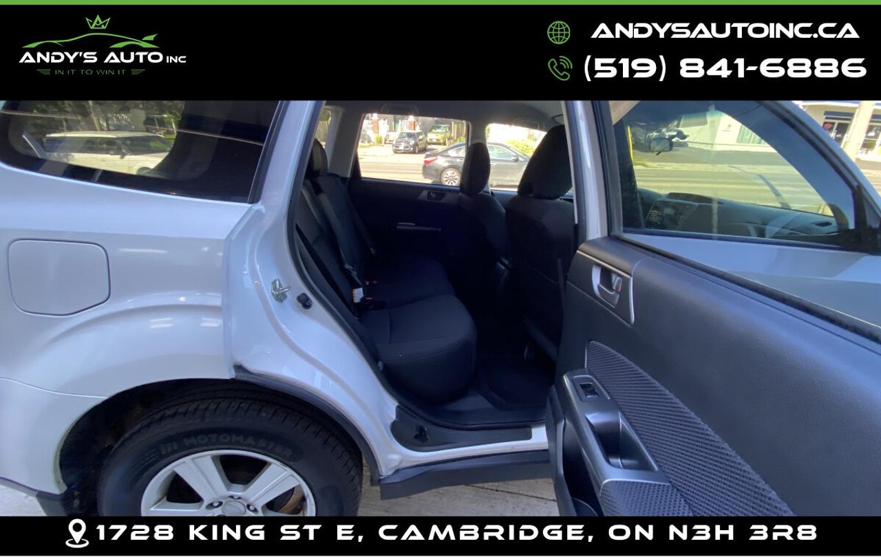 2013 Subaru Forester ! ONE OWNER ! AWD ! SUNROOF ! HEATED SEAT FORESTER 2.5X ! ONE OWNER ! AWD ! SUNROOF ! HEATED Photo