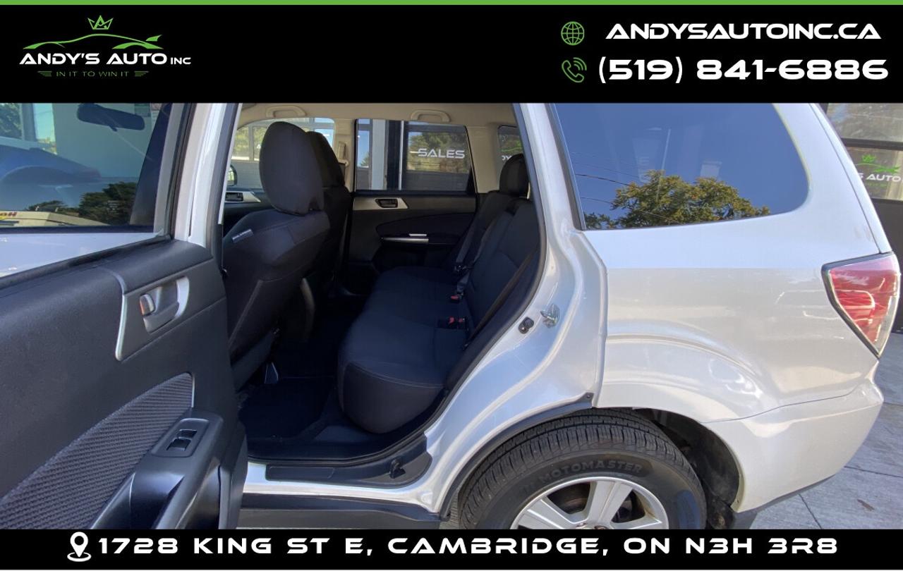 2013 Subaru Forester ! ONE OWNER ! AWD ! SUNROOF ! HEATED SEAT FORESTER 2.5X ! ONE OWNER ! AWD ! SUNROOF ! HEATED Photo