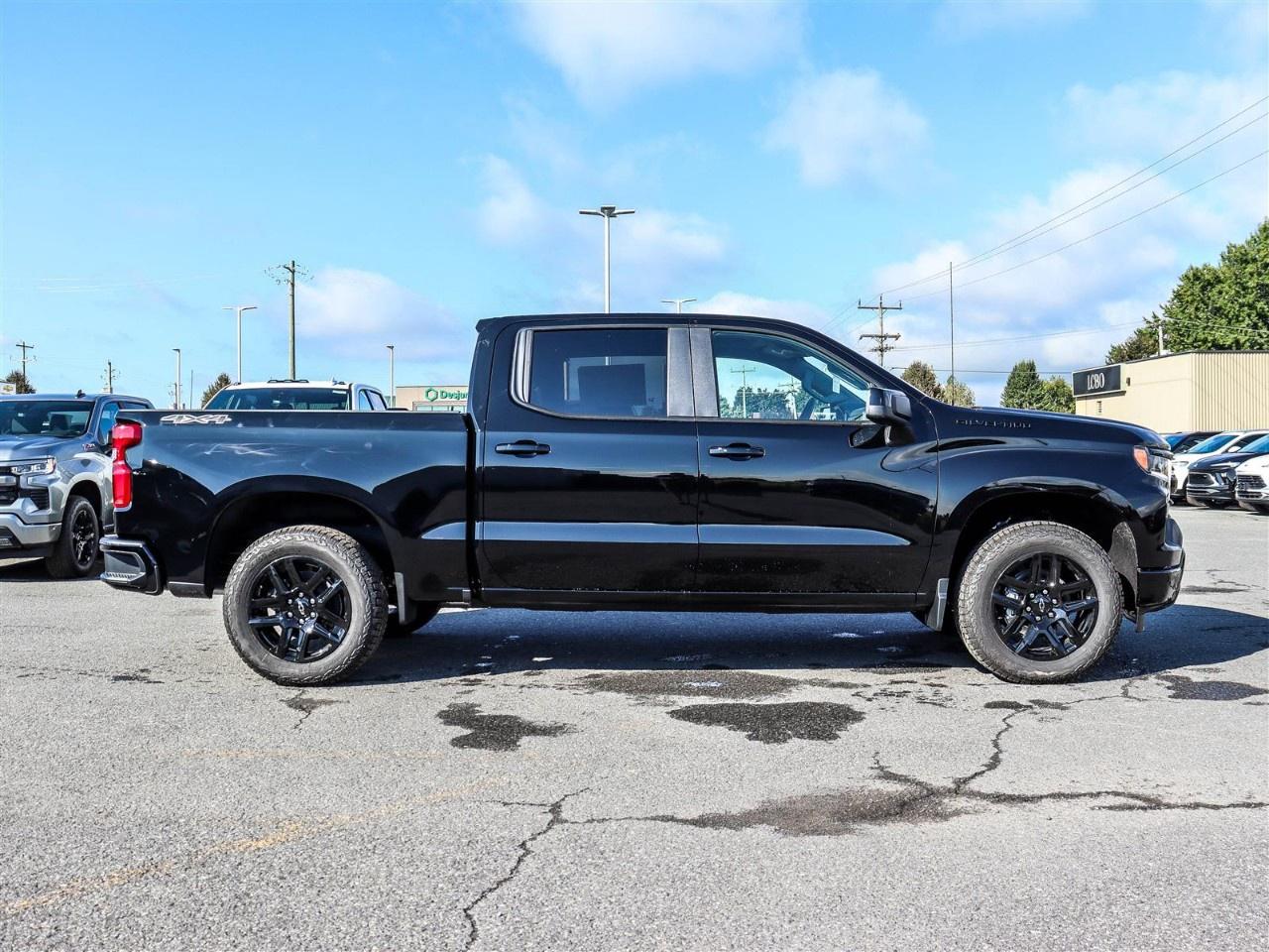 2026 Chevrolet Silverado 1500 Crew Cab Short Box 4-Wheel Drive RST Photo4