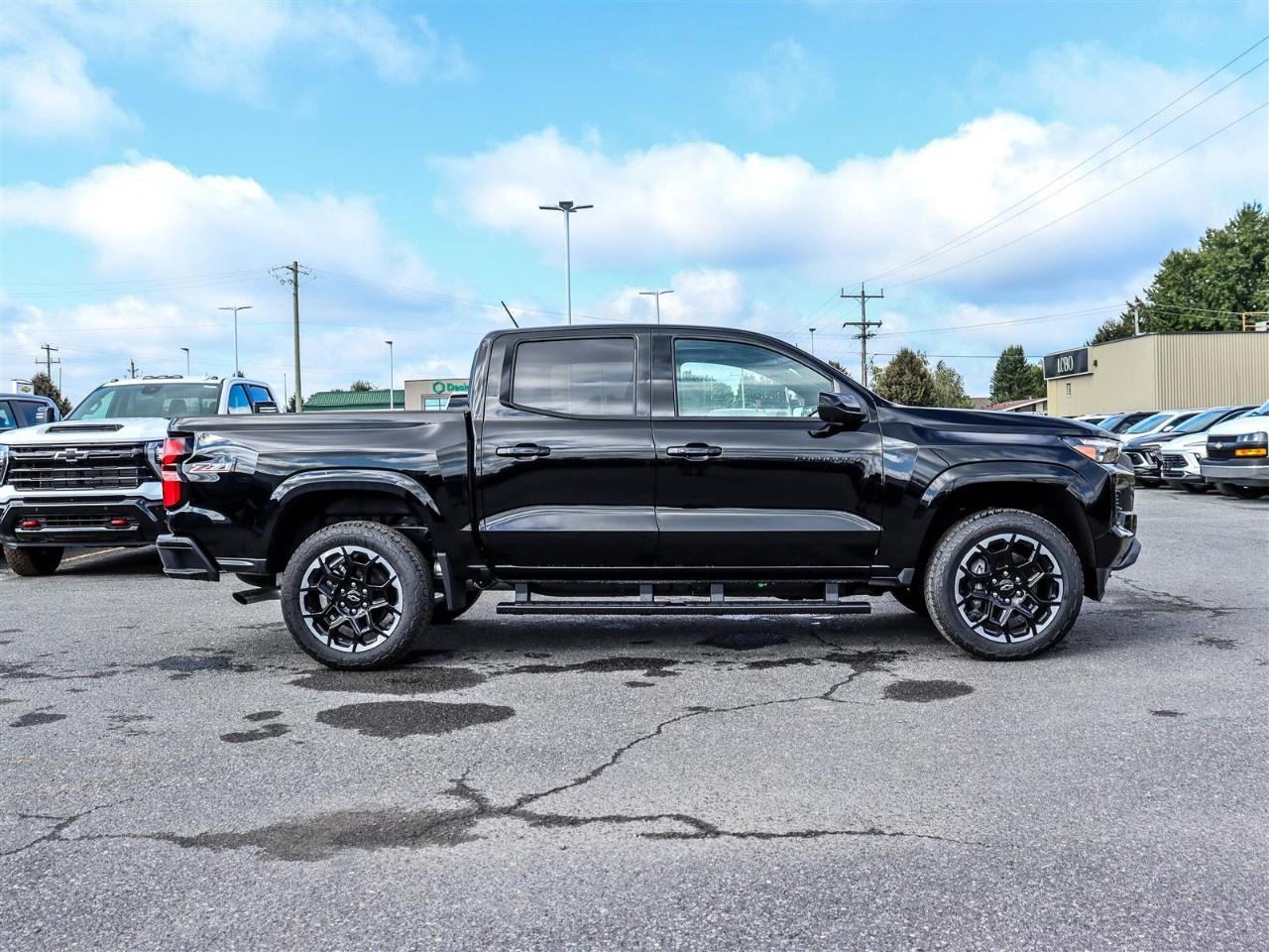 2026 Chevrolet Colorado Crew Cab Short Box 4-Wheel Drive Z71 Photo4