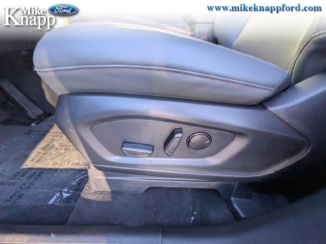 2027 Ford Explorer Active w/200A Pkg Photo