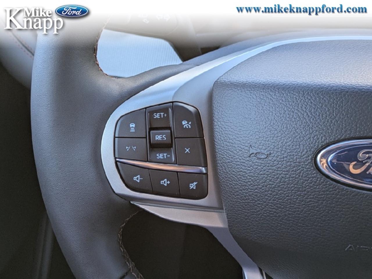 2027 Ford Explorer Active w/200A Pkg Photo