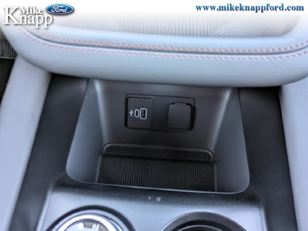 2027 Ford Explorer Active w/200A Pkg Photo