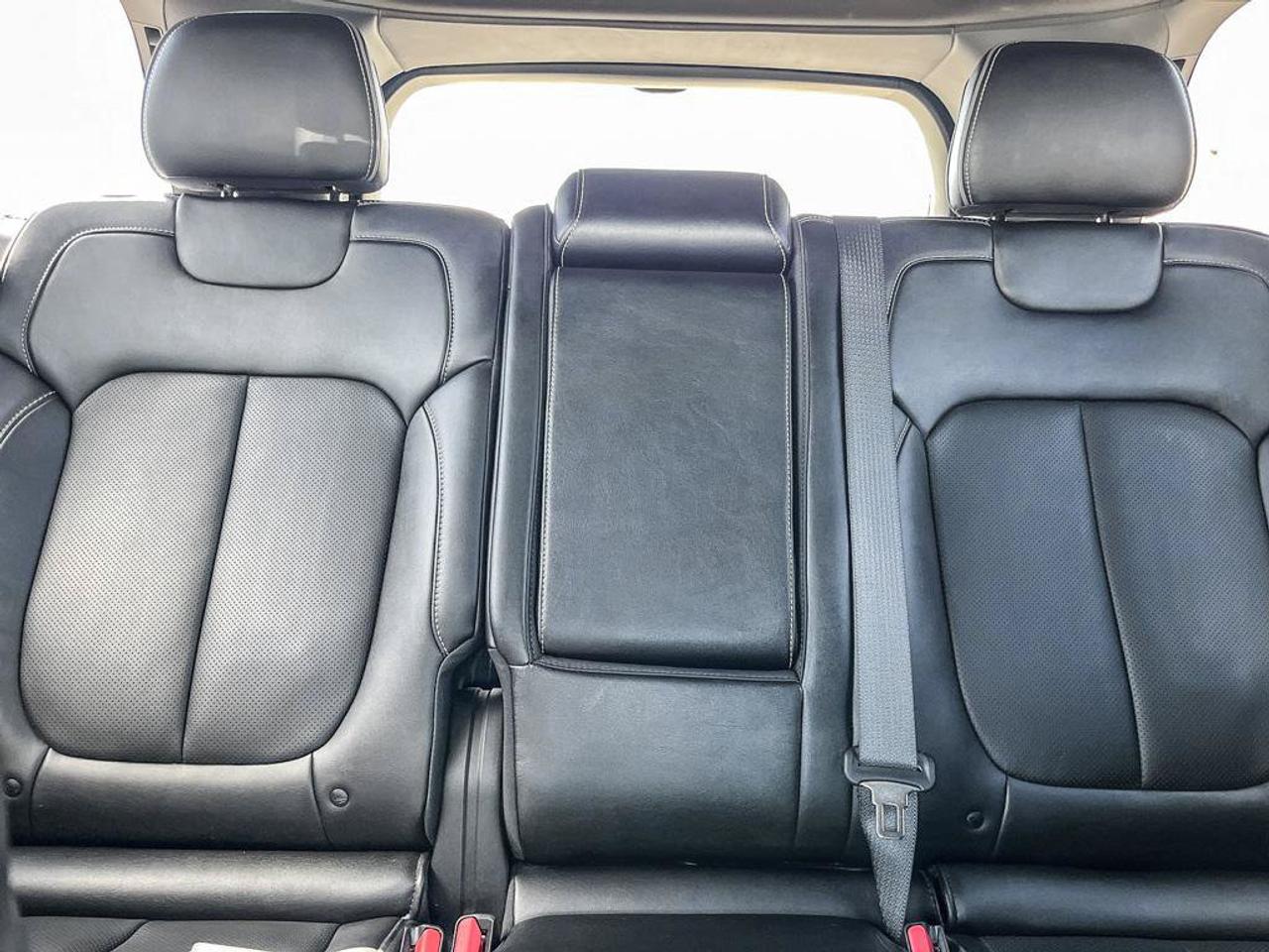 2023 Jeep Grand Cherokee 4xe Overland | One Owner | Clean Carfax | Fully Certified | Great Shape | Fully Loaded | Photo