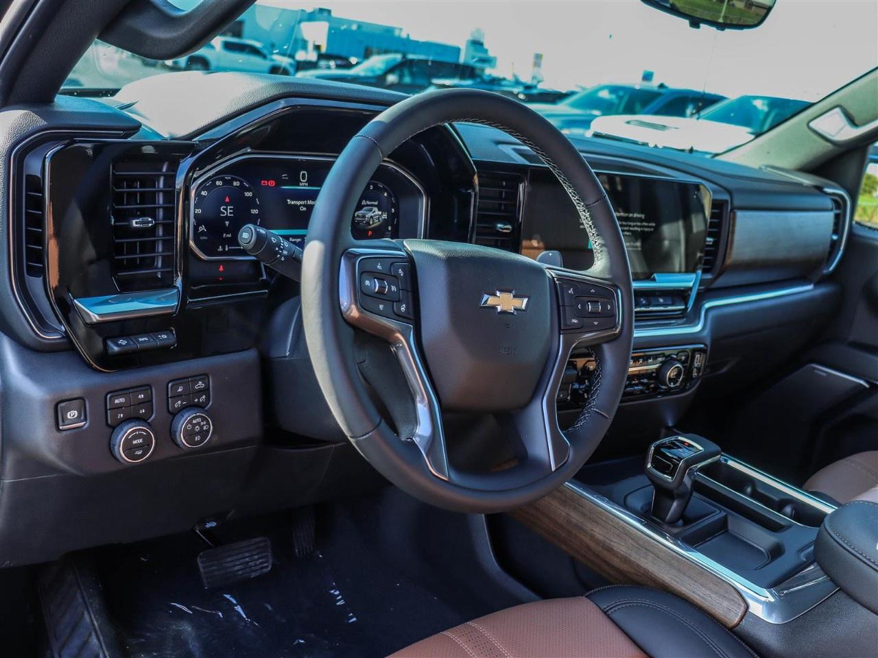 2026 Chevrolet Silverado 1500 Crew Cab Short Box 4-Wheel Drive High Country Photo