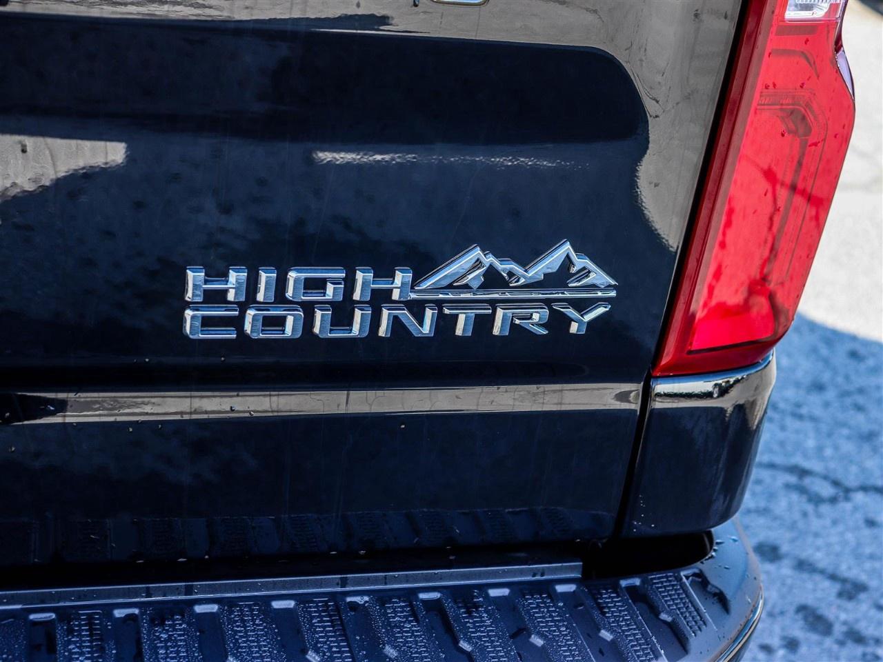 2026 Chevrolet Silverado 1500 Crew Cab Short Box 4-Wheel Drive High Country Photo