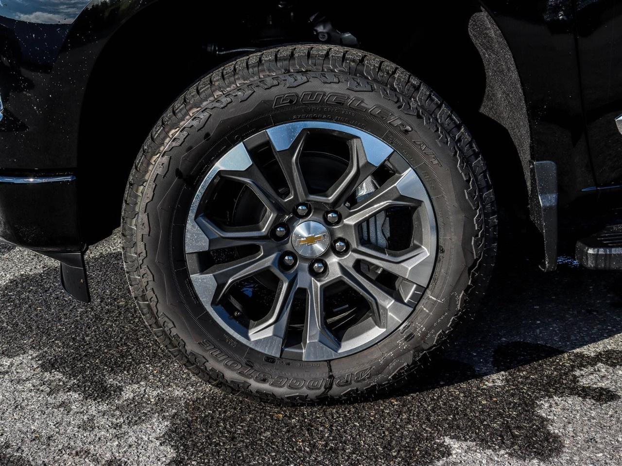2026 Chevrolet Silverado 1500 Crew Cab Short Box 4-Wheel Drive High Country Photo
