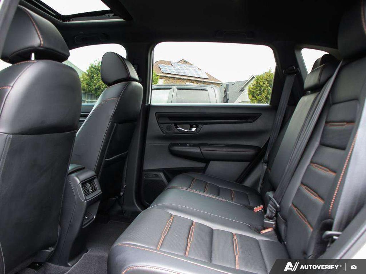2024 Honda CR-V HYBRID EX-L, 2.0L 4-CYL, AWD, ALLOYS, LEATHER, 1-OWNER, CERTIFIED PREOWNED! Photo