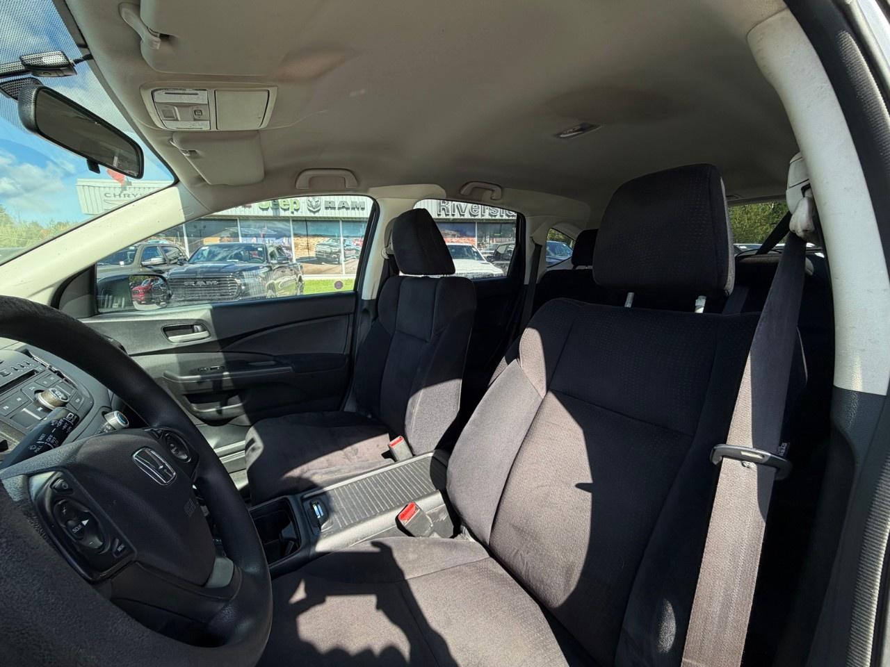 2014 Honda CR-V 2WD LX Photo