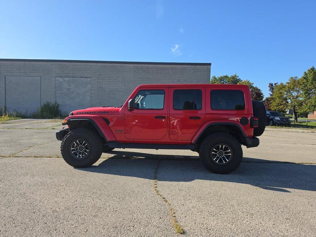 2024 Jeep Wrangler Rubicon X | 35 Tires | Clean CarFax | Low KMS | Leather | Navigation | Alpine Stereo | CarPlay Photo