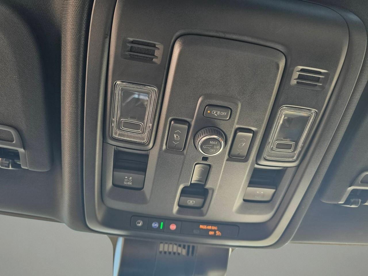 2025 GMC Yukon XL Denali 4dr 4x4 Photo
