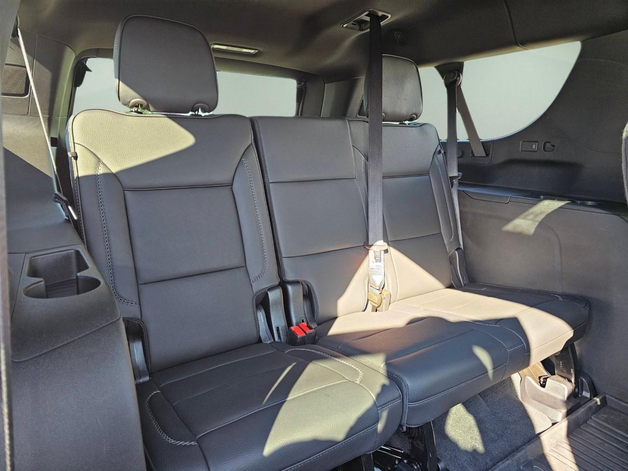 2025 GMC Yukon XL Denali 4dr 4x4 Photo