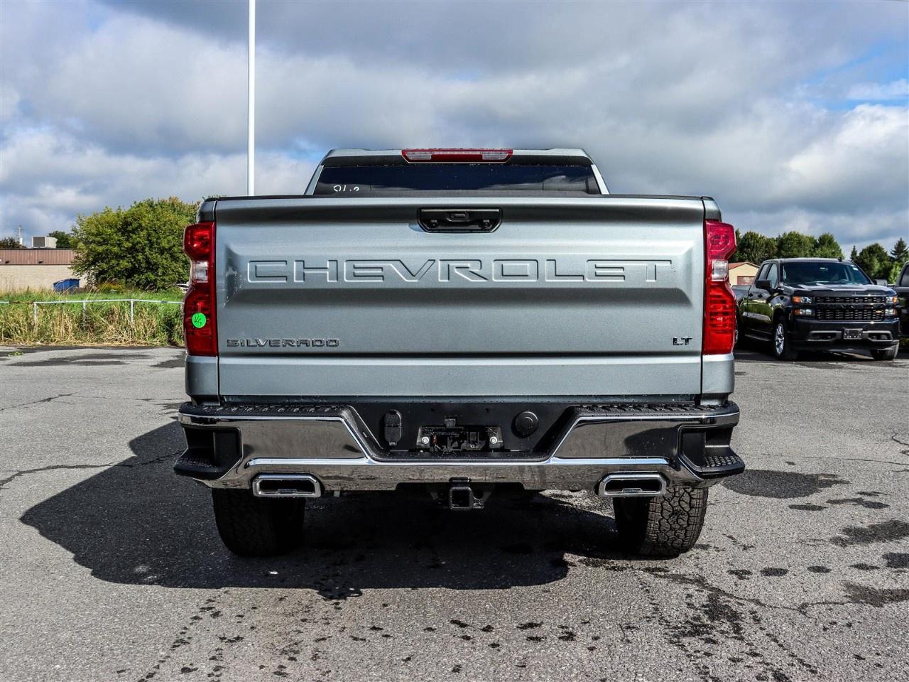 2026 Chevrolet Silverado 1500 Crew Cab Short Box 4-Wheel Drive LT Photo3