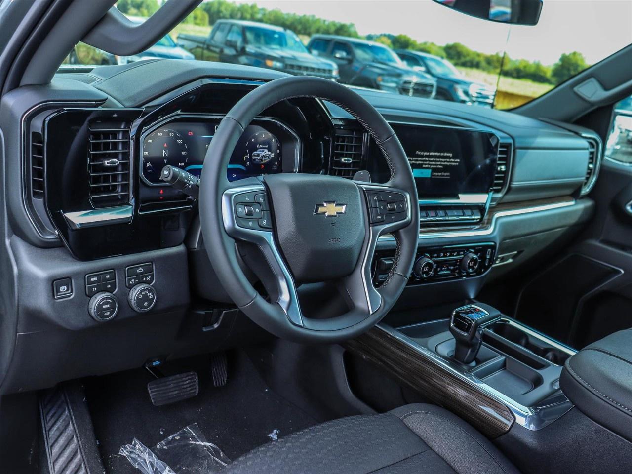 2026 Chevrolet Silverado 1500 Crew Cab Short Box 4-Wheel Drive LT Photo