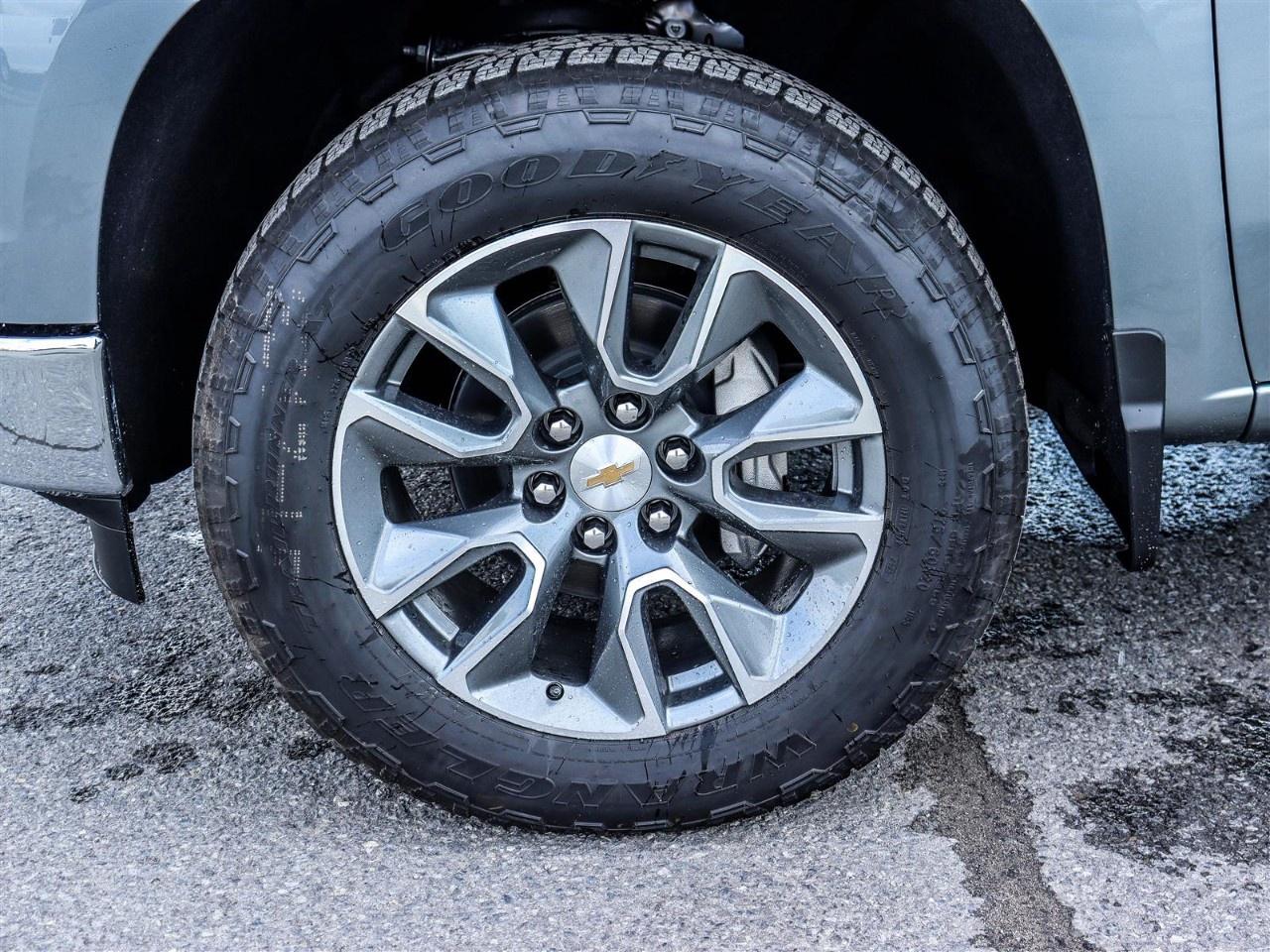 2026 Chevrolet Silverado 1500 Crew Cab Short Box 4-Wheel Drive LT Photo