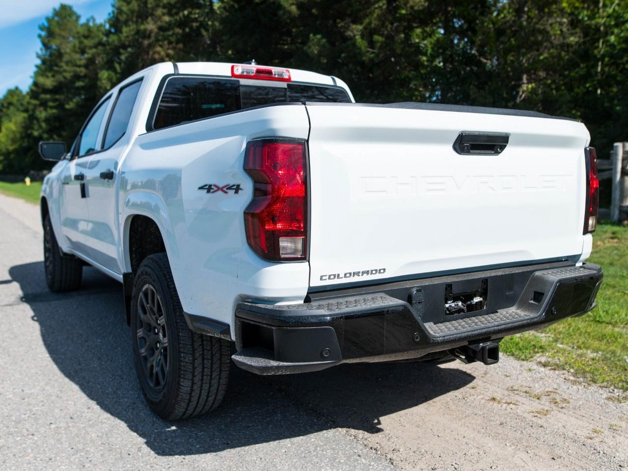 2026 Chevrolet Colorado Crew Cab Short Box 4-Wheel Drive Work Truck Photo