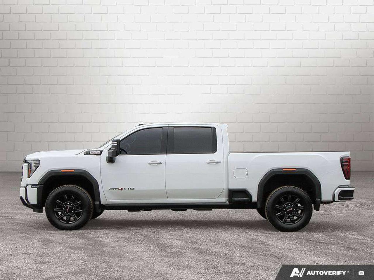 2024 GMC Sierra 3500HD AT4 PREMIUM PLUS, 6.6L V8, 4X4, ALLOYS, LEATHER, BOSE, HUD, 1-OWNER, MACMASTER ORIGINAL, CERTIFIED PREOWNED! Photo1