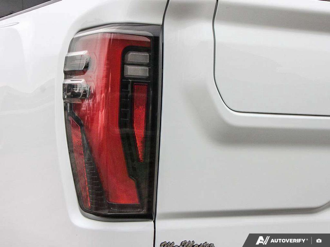 2024 GMC Sierra 3500HD AT4 PREMIUM PLUS, 6.6L V8, 4X4, ALLOYS, LEATHER, BOSE, HUD, 1-OWNER, MACMASTER ORIGINAL, CERTIFIED PREOWNED! Photo