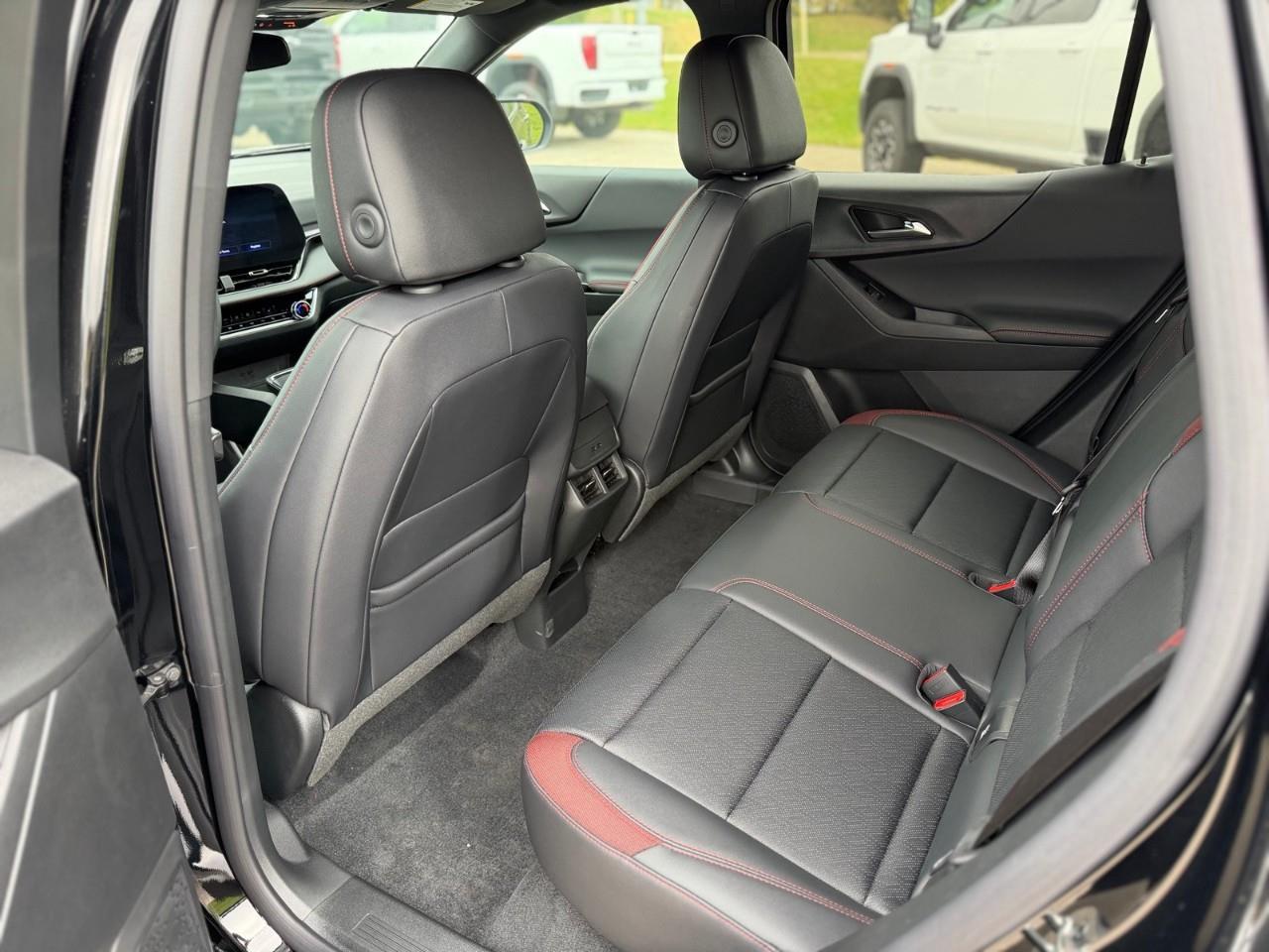 2027 Chevrolet Equinox RS 4dr All-Wheel Drive Photo