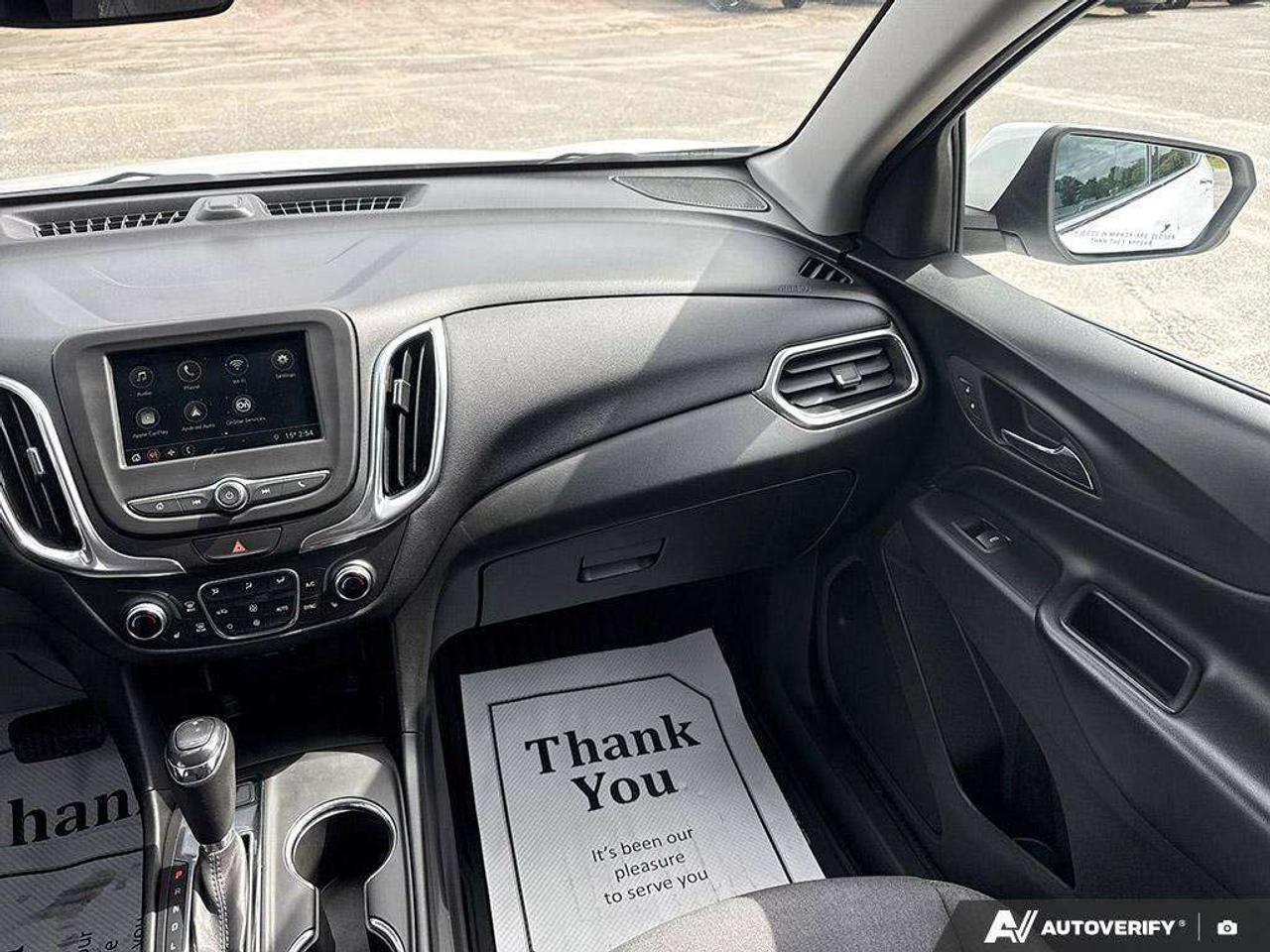 2019 Chevrolet Equinox BRAY ORIGINAL. ALL WEATHER MATS. HEATED SEATS. REAR PARK ASSIST. POWER LIFTGATE. CERTIFIED. Photo