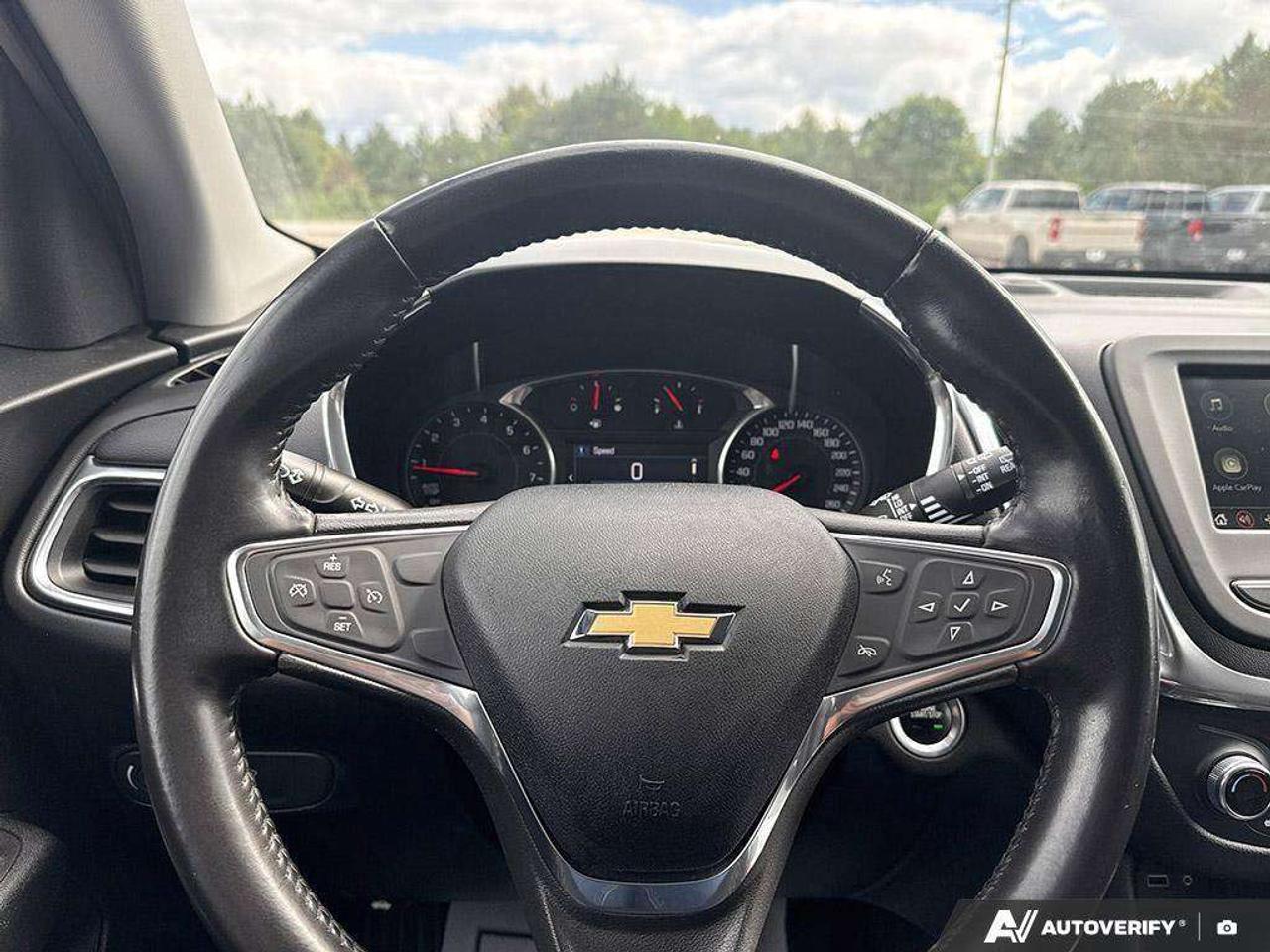 2019 Chevrolet Equinox BRAY ORIGINAL. ALL WEATHER MATS. HEATED SEATS. REAR PARK ASSIST. POWER LIFTGATE. CERTIFIED. Photo