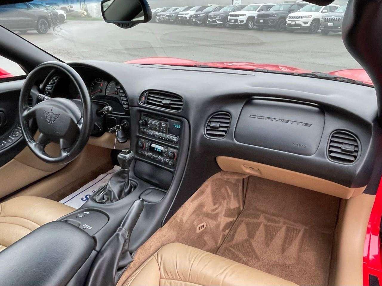 2003 Chevrolet Corvette ACCIDENT FREE   LEATHER   MEMORY DRIVER SEAT Photo