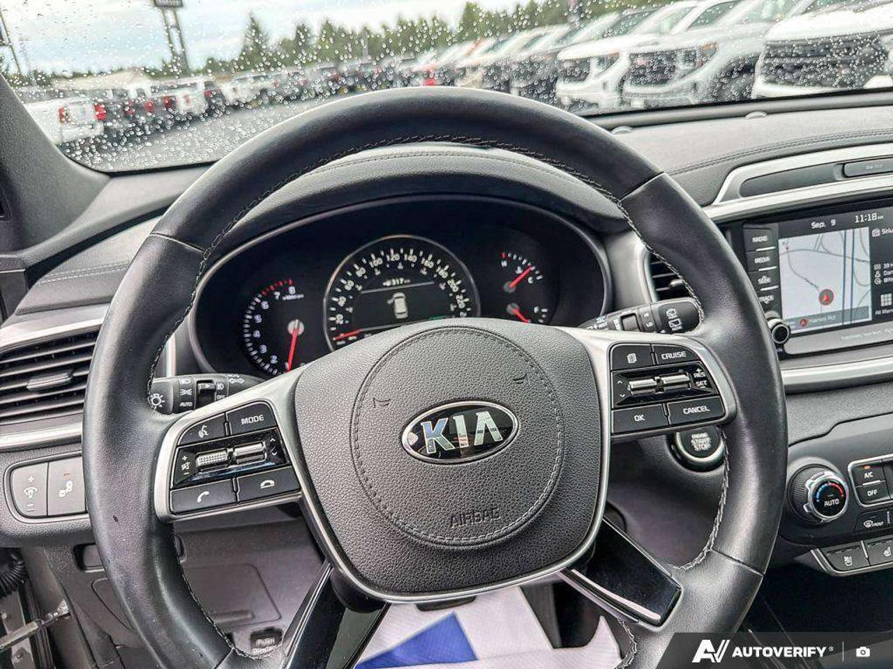 2019 Kia Sorento One Owner  Heated Seats   Sun Roof   Snow Tires Photo