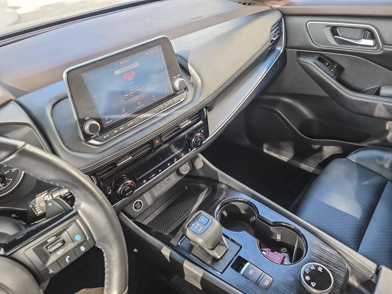 2021 Nissan Rogue SV AWD | Apple Car Play | Android Auto | Heated Seats | Photo