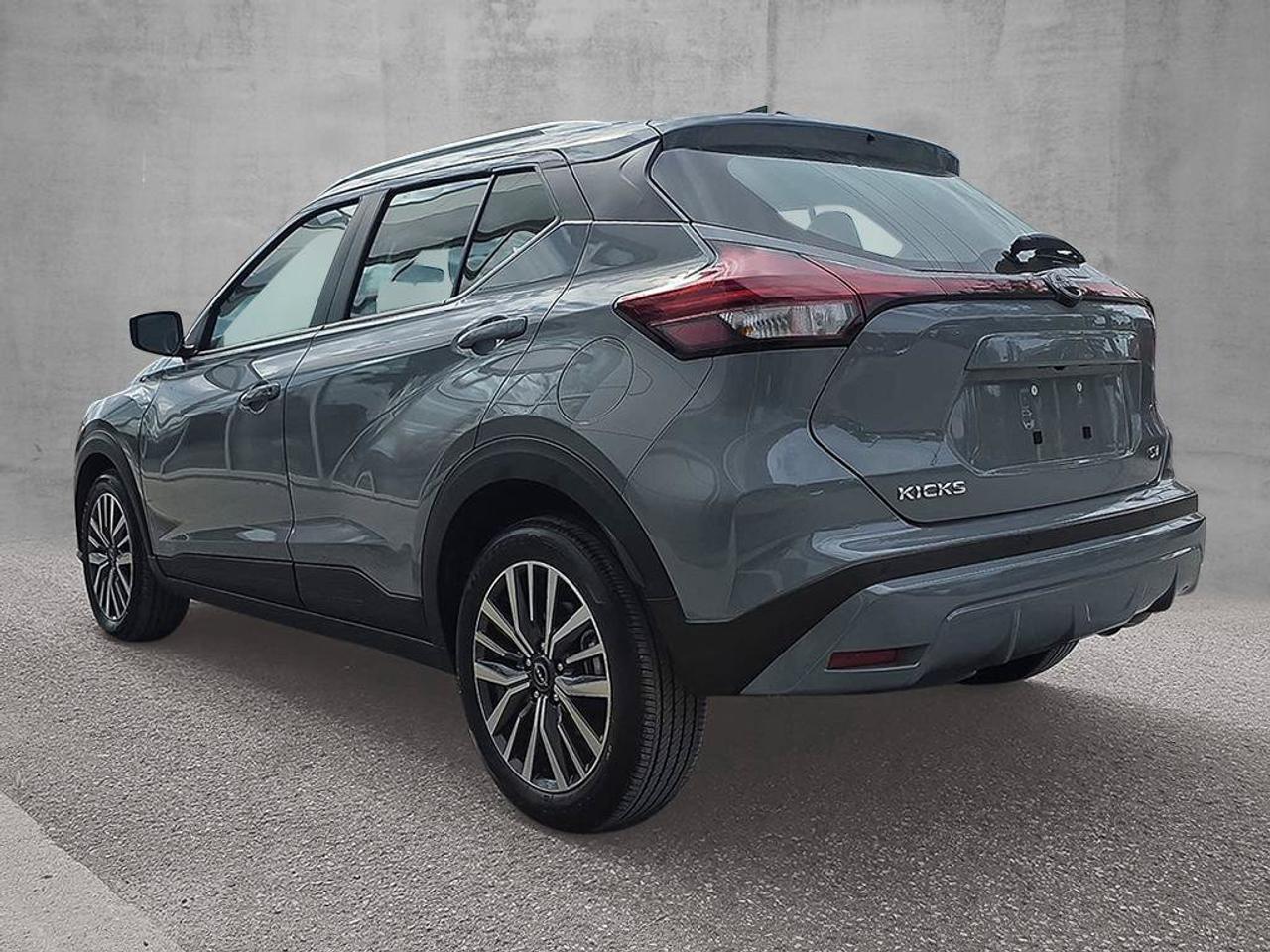 2024 Nissan Kicks SV | Apple Car Play | Android Auto | Heated Seats | Photo