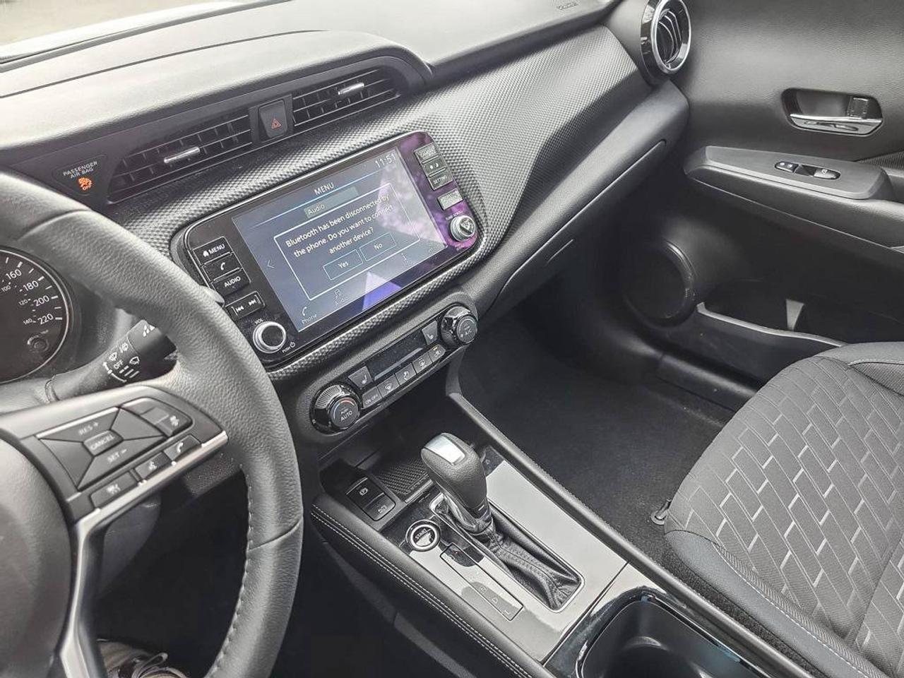 2024 Nissan Kicks SV | Apple Car Play | Android Auto | Heated Seats | Photo