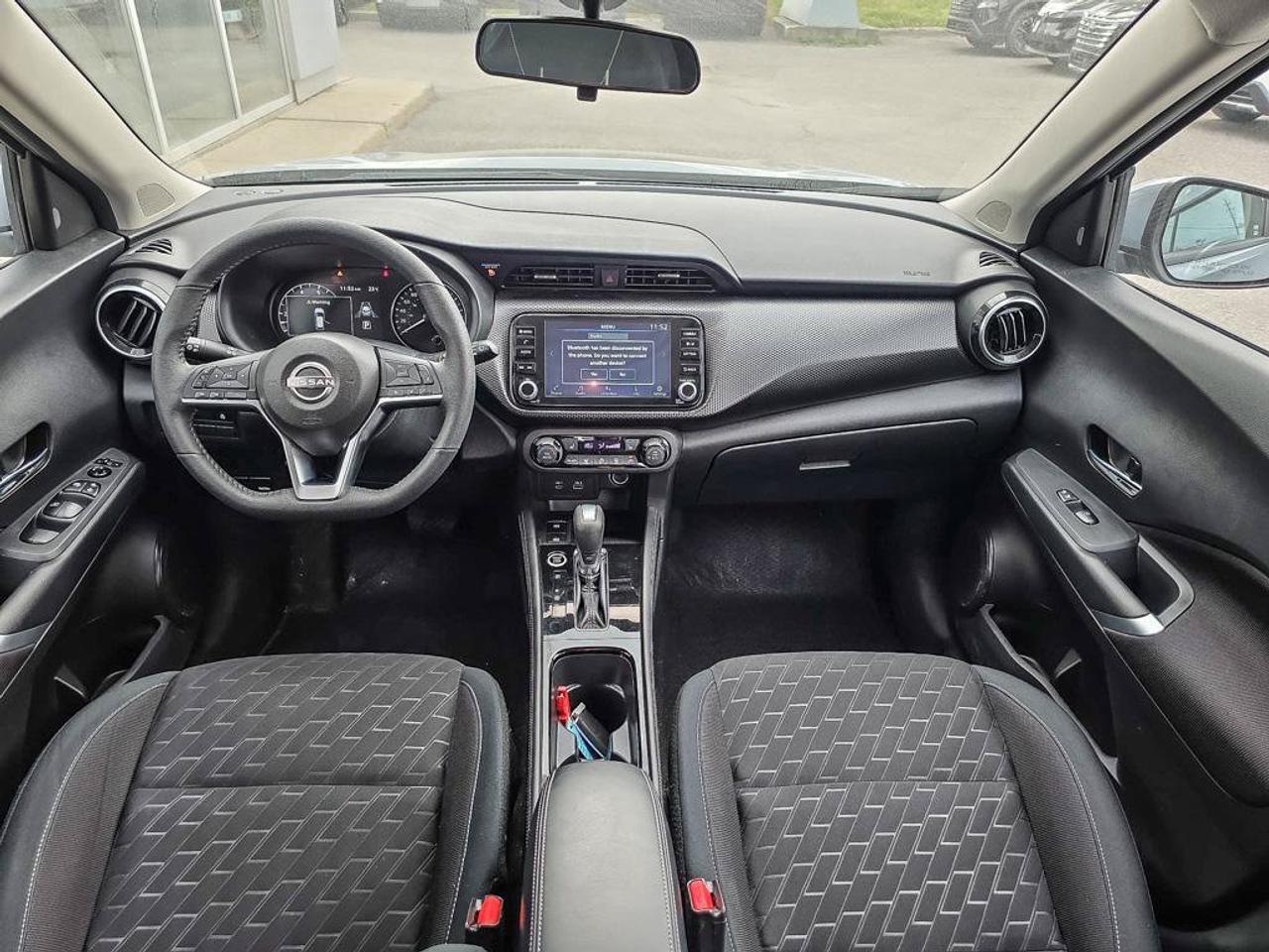 2024 Nissan Kicks SV | Apple Car Play | Android Auto | Heated Seats | Photo