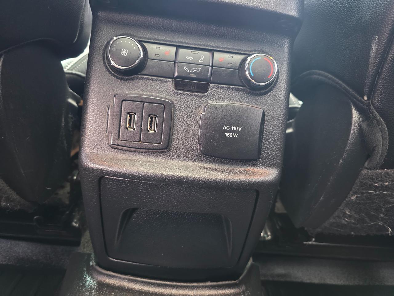 2017 Ford Explorer Limited 4WD 7 Passenger Photo