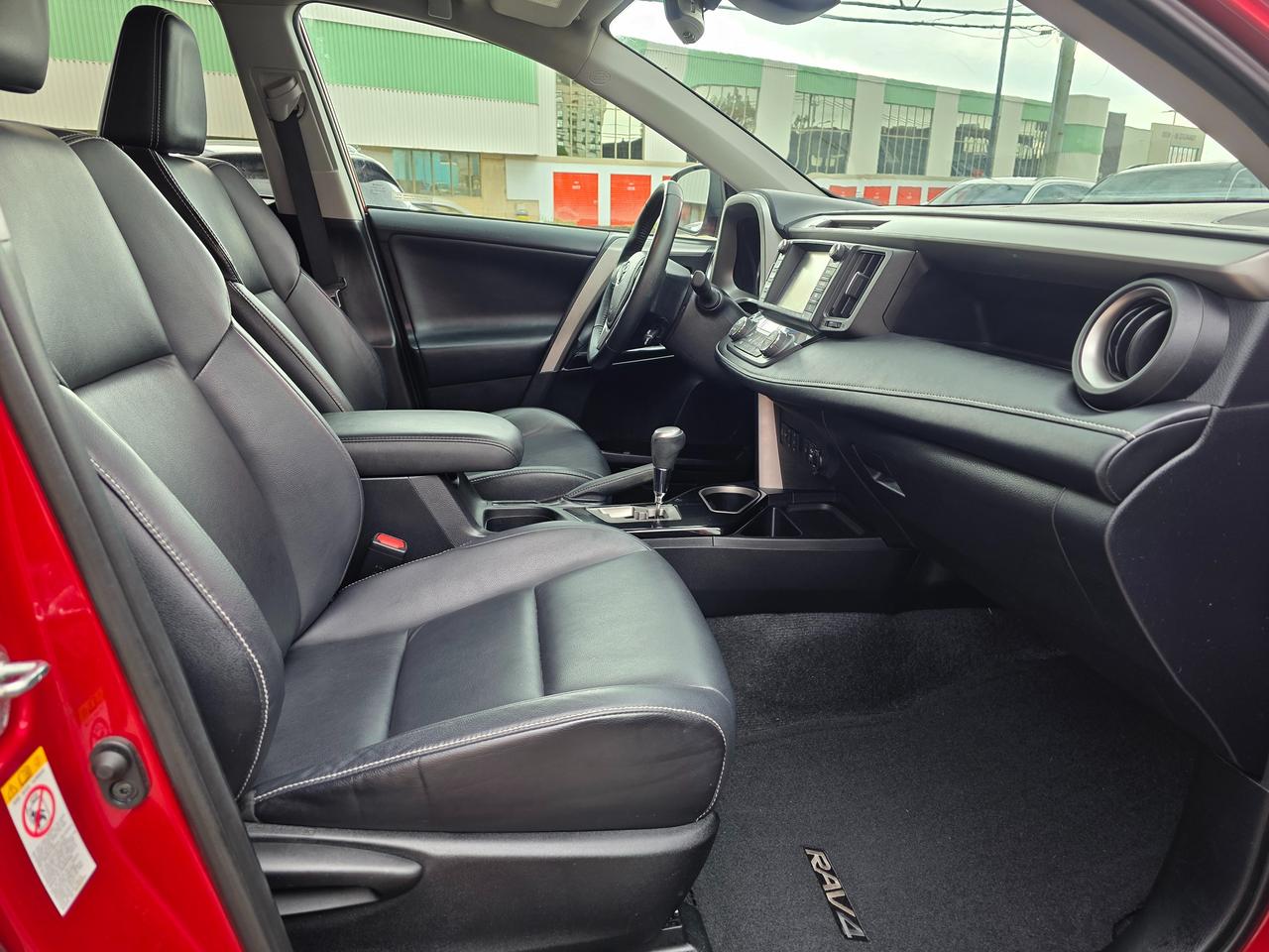 2016 Toyota RAV4 LIMITED AWD Photo