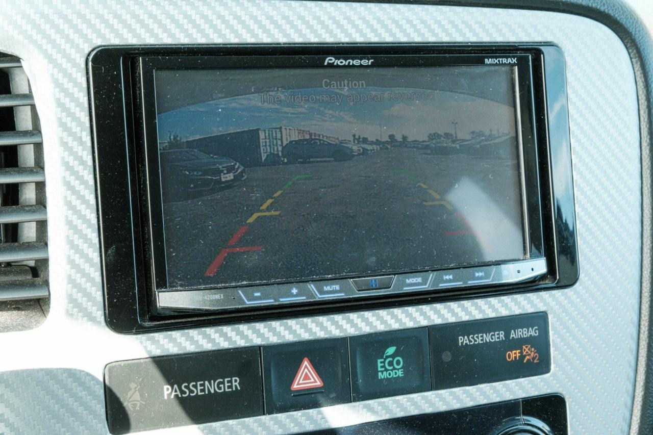 2016 Mitsubishi Outlander AWC 4dr ES Photo