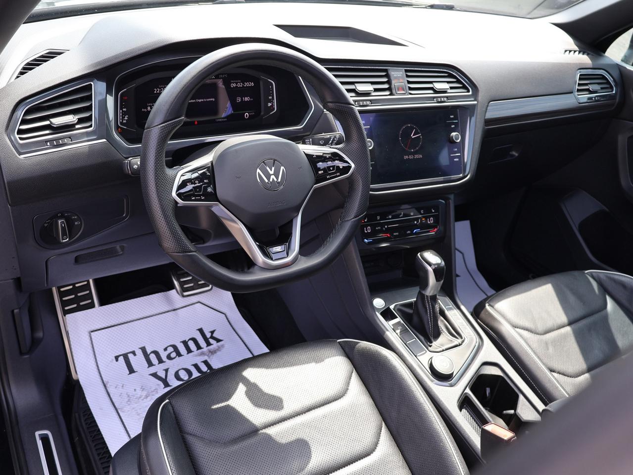 2022 Volkswagen Tiguan HIGHLINE R-LINE 4MOTION *ACCIDENT FREE*SERVICE RECORDS*7 SEATES* CAMERA NAV BLUETOOTH LEATHER HEATED SEATS PANO ROOF CRUISE ALLOYS Photo