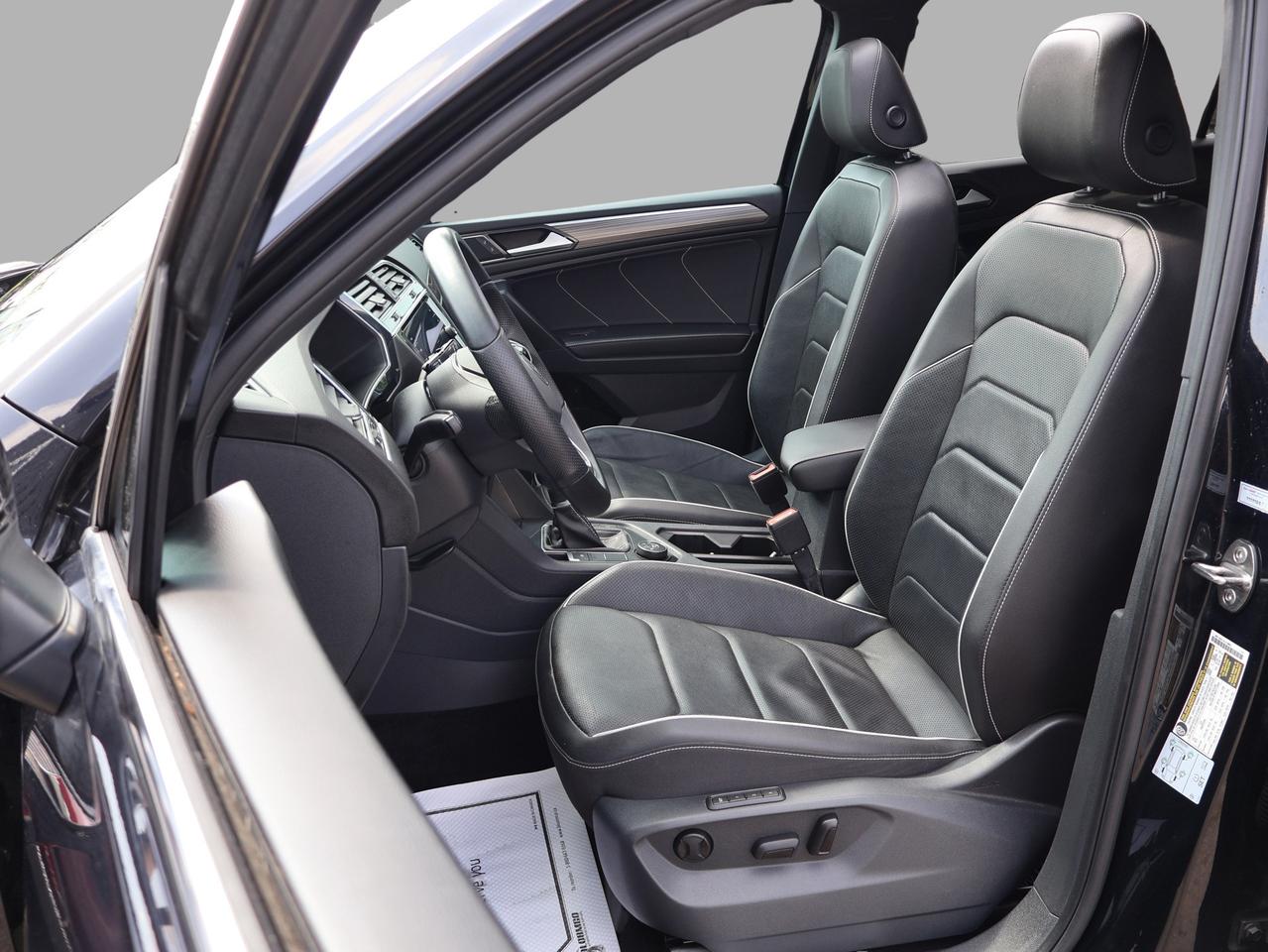 2022 Volkswagen Tiguan HIGHLINE R-LINE 4MOTION *ACCIDENT FREE*SERVICE RECORDS*7 SEATES* CAMERA NAV BLUETOOTH LEATHER HEATED SEATS PANO ROOF CRUISE ALLOYS Photo