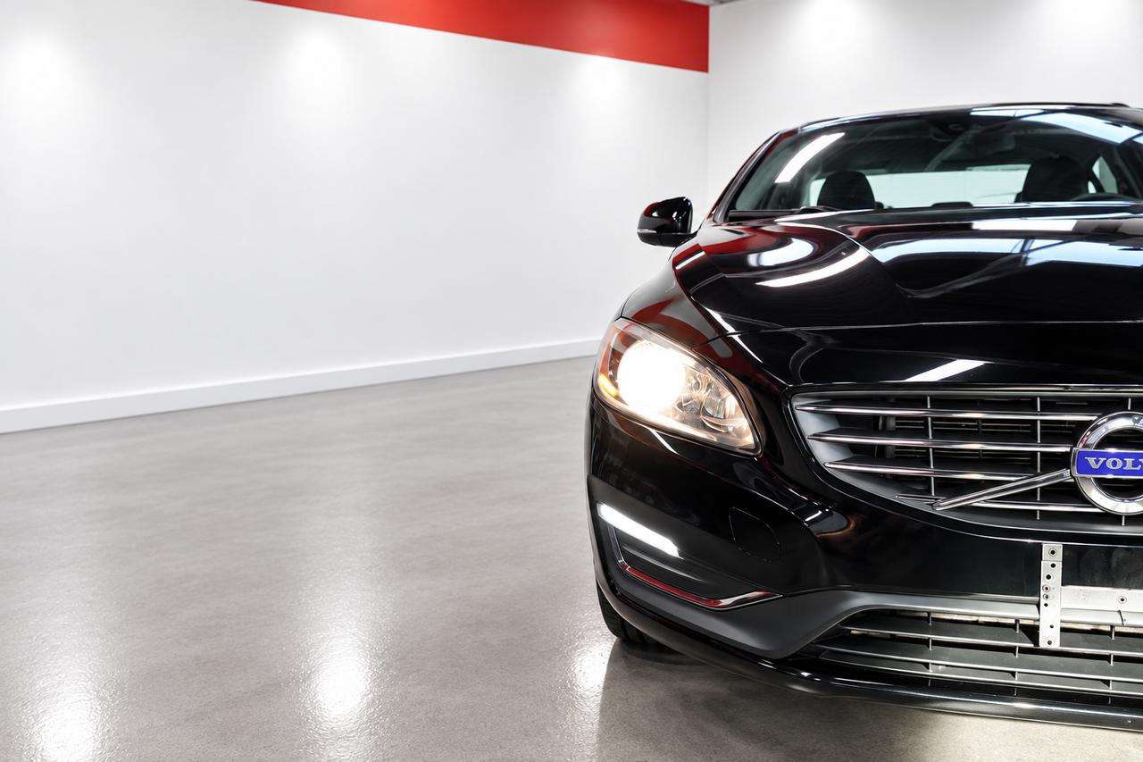 2015 Volvo S60 T5 DRIVE-E,NO ACCIDENT,DEALER MAINTAINED Photo
