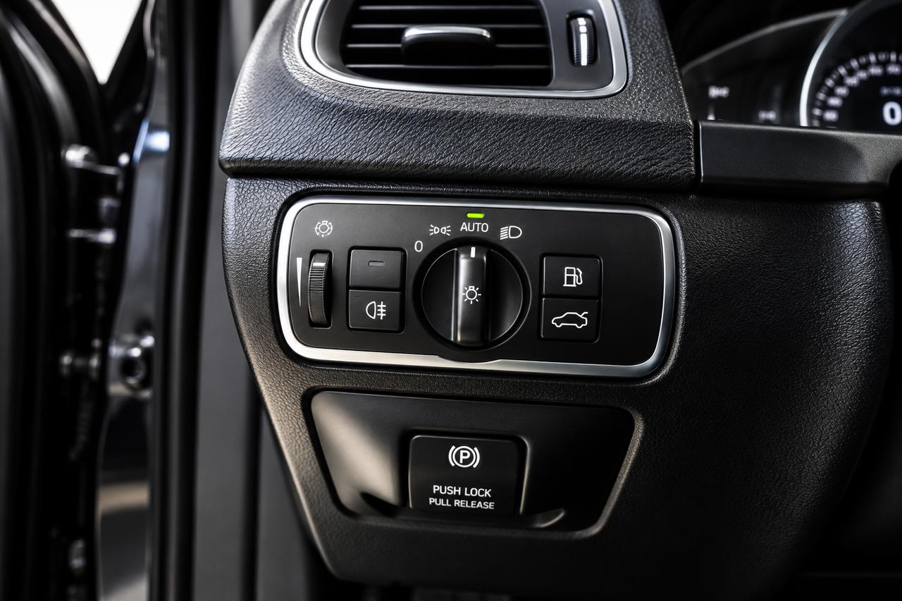 2015 Volvo S60 T5 DRIVE-E,NO ACCIDENT,DEALER MAINTAINED Photo
