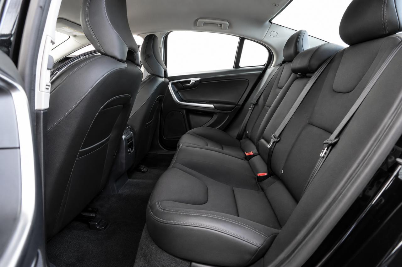 2015 Volvo S60 T5 DRIVE-E,NO ACCIDENT,DEALER MAINTAINED Photo