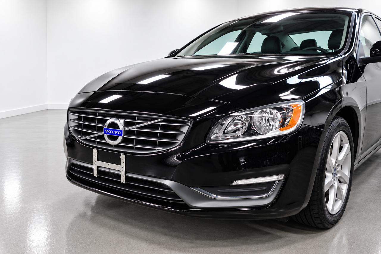 2015 Volvo S60 T5 DRIVE-E,NO ACCIDENT,DEALER MAINTAINED Photo4