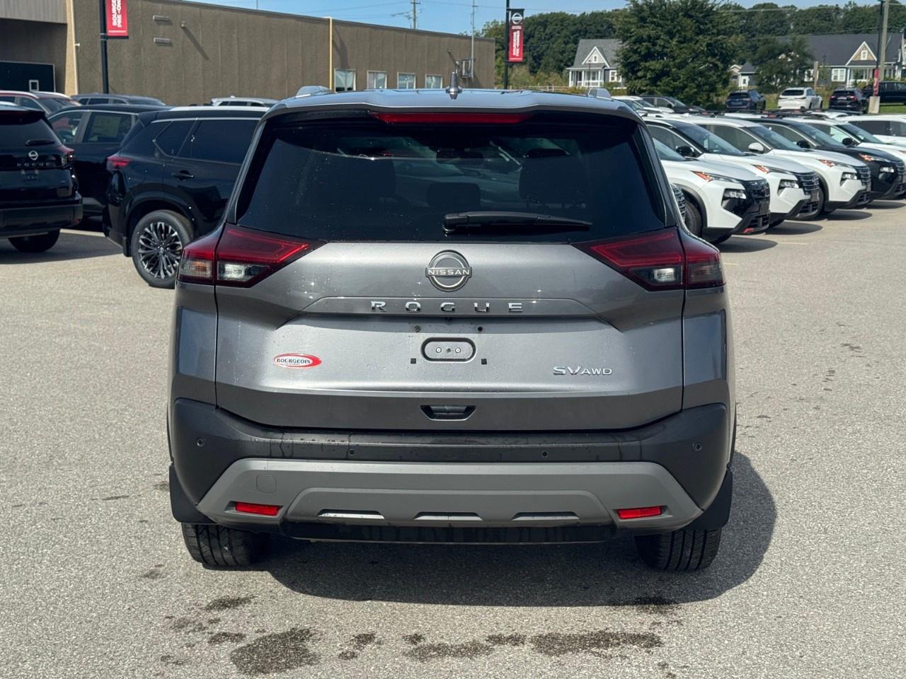 2023 Nissan Rogue AWD SV Photo