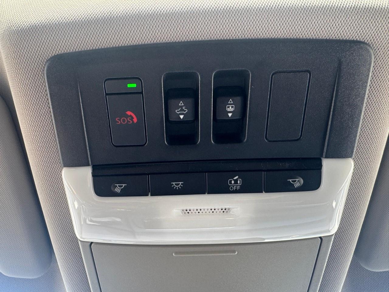 2023 Nissan Rogue AWD SV Photo