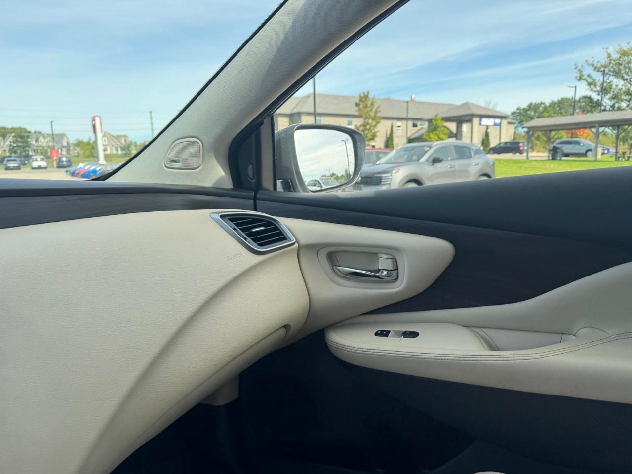2024 Nissan Murano AWD PLATINUM Photo