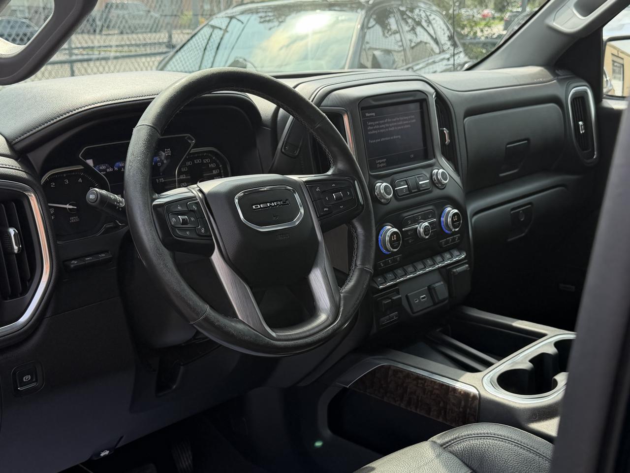 2019 GMC Sierra 1500 Denali Ultimate, 6.2L, 4x4, Sunroof Photo