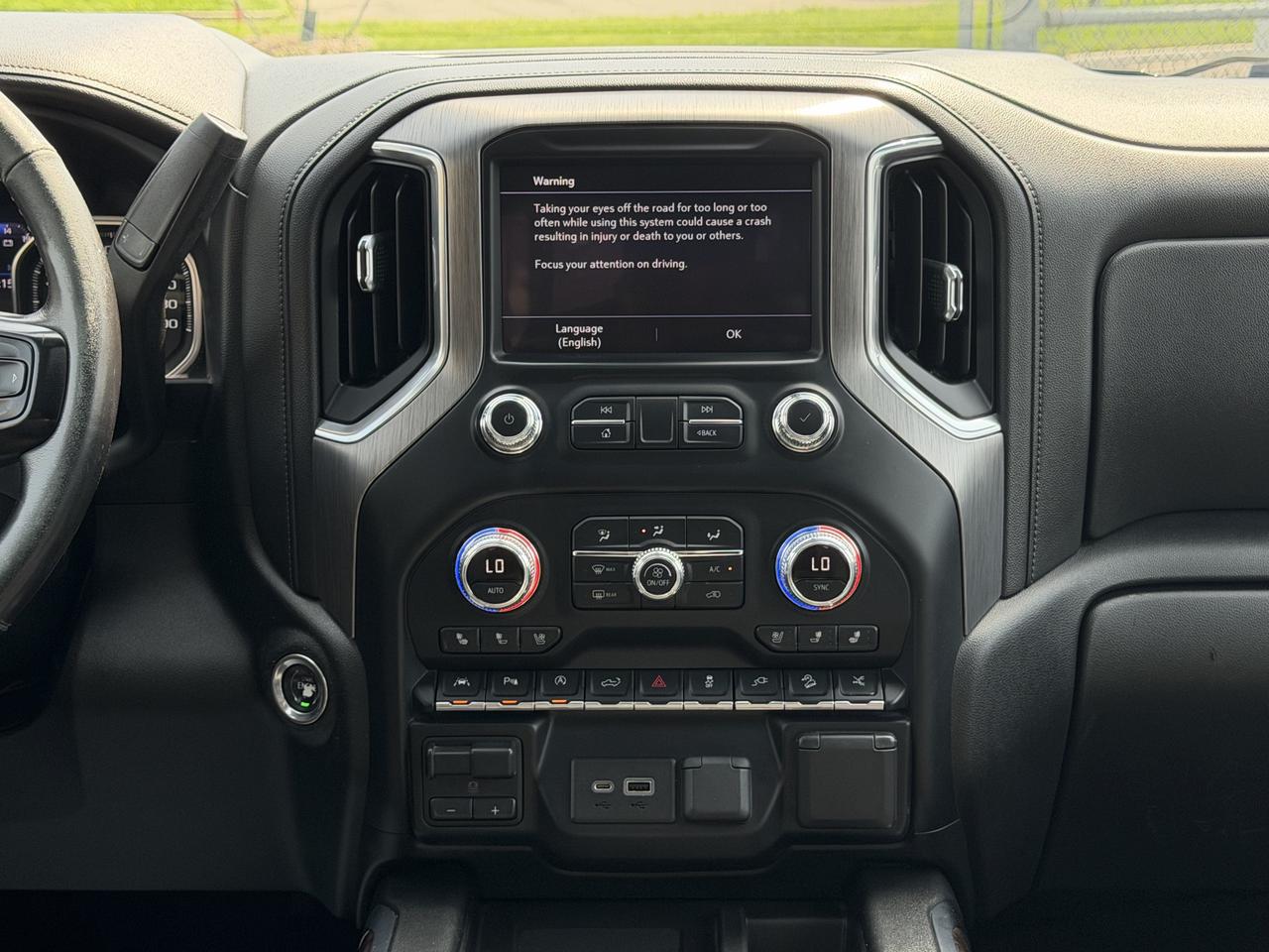 2019 GMC Sierra 1500 Denali Ultimate, 6.2L, 4x4, Sunroof Photo