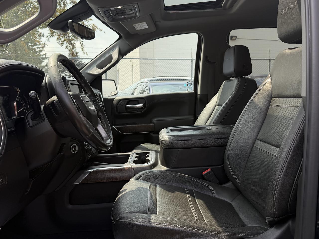 2019 GMC Sierra 1500 Denali Ultimate, 6.2L, 4x4, Sunroof Photo4