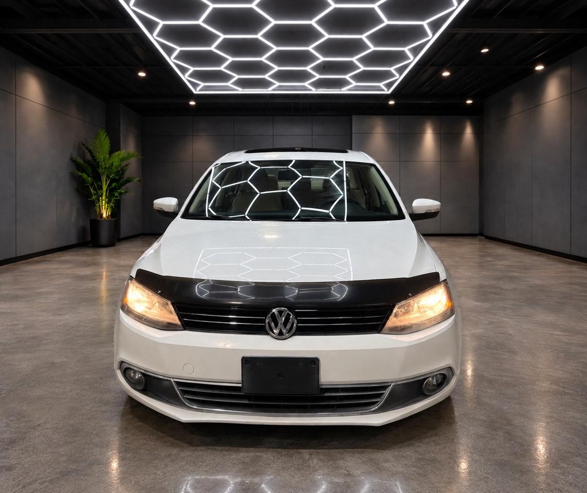 2013 Volkswagen Jetta 4dr 2.5L SEL Photo1