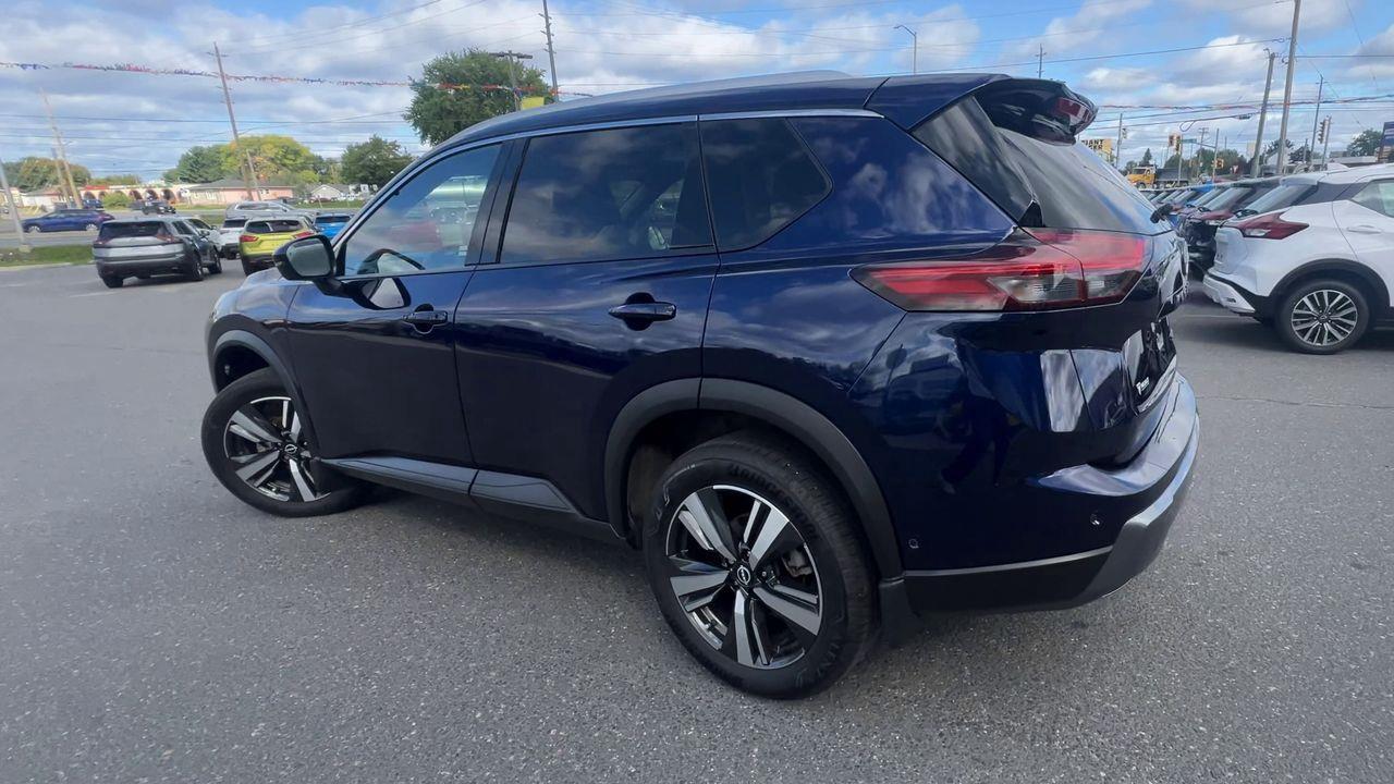 2024 Nissan Rogue SL AWD, MOONROOF, HEATED LEATHER SEATS, REMOTE START, NAV, POWER LIFTGATE, BLIND SPOT SENSOR!! Photo